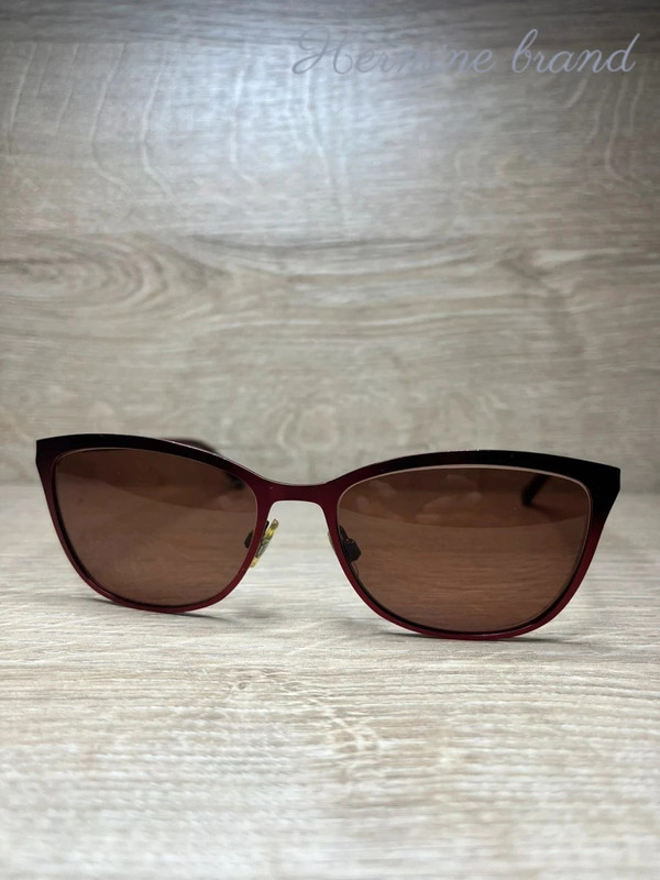 Lunettes de soleil stylées